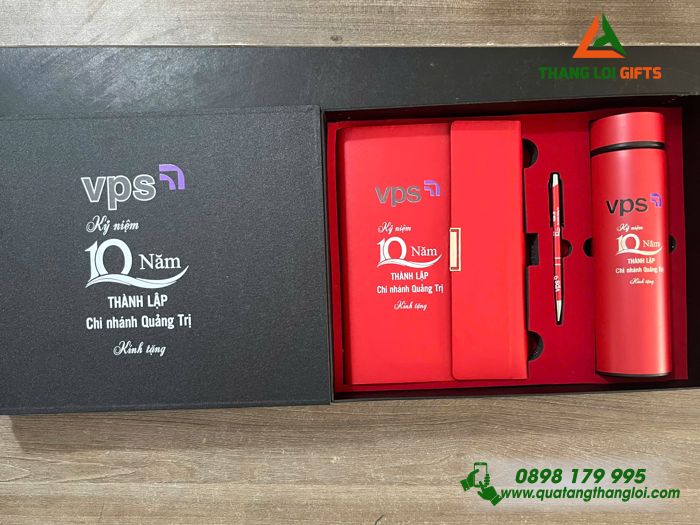 Bộ Quà Tặng (Sổ+ Bình+ Bút) Màu Đỏ - in Khắc Logo Doanh Nghiệp VPS