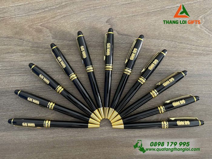 Bút Ký Kim Loại Xoay Khắc Logo Báo Tuổi Trẻ