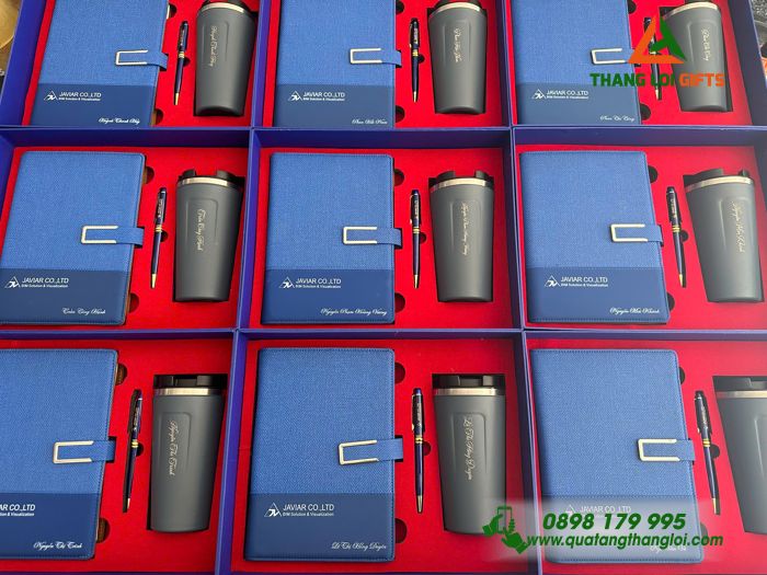 Set Quà Tặng (Sổ+ Ly+ Bút) Màu Xanh - In Khắc Logo Doanh Nghiệp JAVIAR