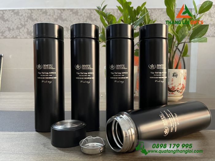 Bình Giữ Nhiệt Màu Đen - Khắc Logo Trường ĐH Y Dược Buôn Ma Thuột