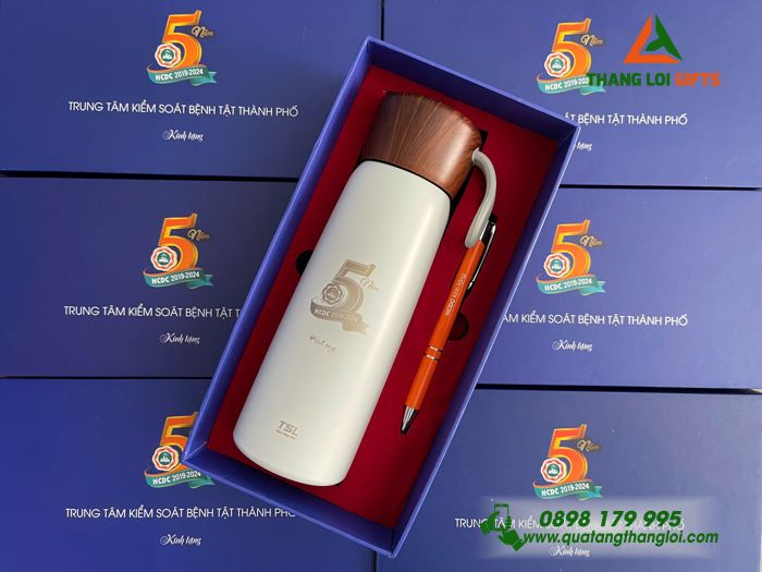 Combo Quà Tặng (Bình Giữ Nhiệt & Bút Bi) - In Khắc Logo Kỷ Niệm 5 Năm TTKSBTTP HCDC
