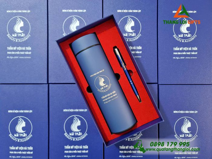 Bộ Quà Tặng (Bình Giữ Nhiệt & Bút Bi) Màu Xanh - In Khắc Logo Thẩm Mĩ Viện Hà Trần