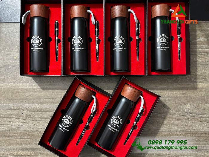 Set Quà Tặng (Bình Giữ Nhiệt+ Bút Ký) Màu Đen - In Khắc Logo Trường Tiểu Học Nguyễn Trãi