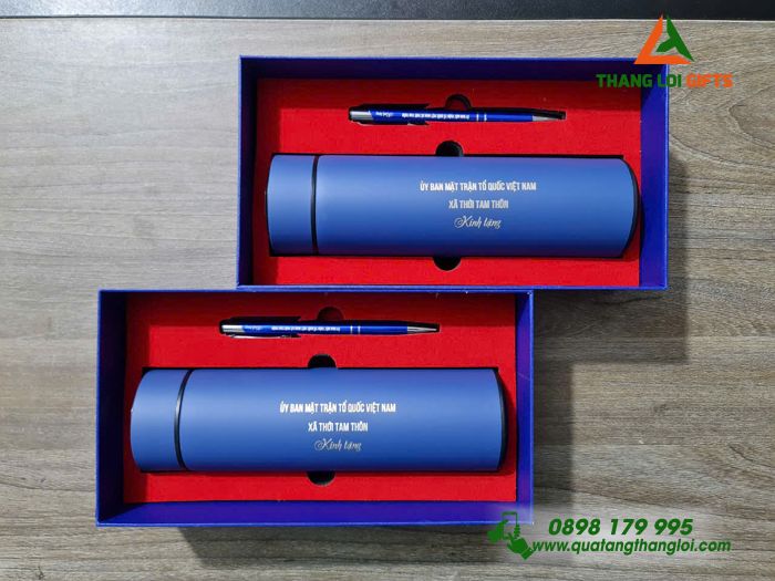 Bộ Quà Tặng (Bình Giữ Nhiệt & Bút Bi) Màu Xanh - In Khắc Logo Mặt Trận Tổ Quốc Việt Nam