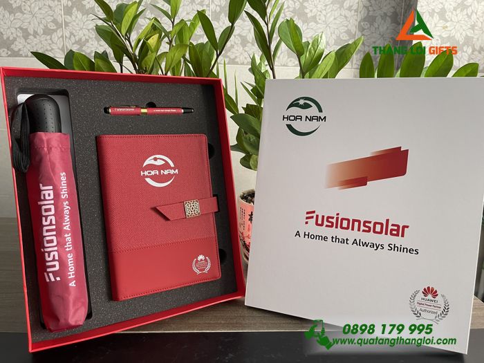 Bộ Quà Tặng Sang Trọng (Sổ Tay+ Bút Ký+ Ô Dù Cầm Tay) Màu Đỏ - In Khắc Logo FUSIONSOLAR
