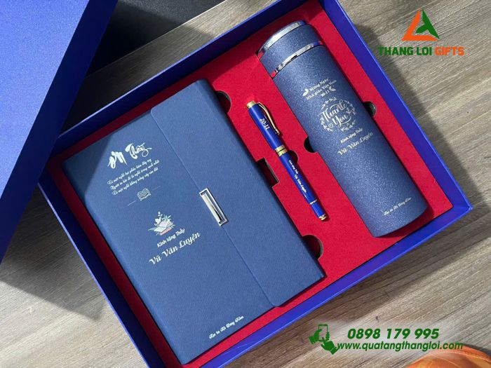 Bộ Quà Tặng Ý Nghĩa (Sổ+ Bình+ Bút) Màu Xanh - In Khắc Nội Dung Tri Ân Thầy Cô Giáo