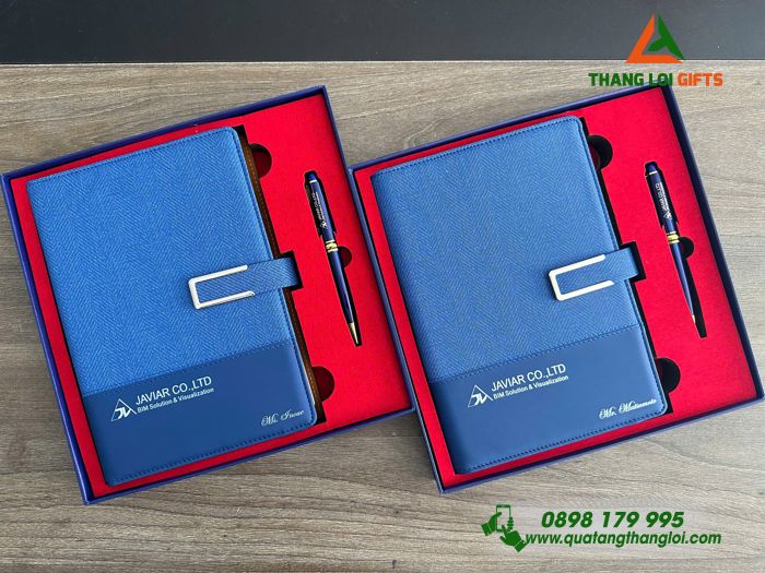 Set Quà Tặng (Sổ Tay Bìa Còng & Bút Ký) Màu Xanh - In Khắc Logo Doanh Nghiệp JAVIAR