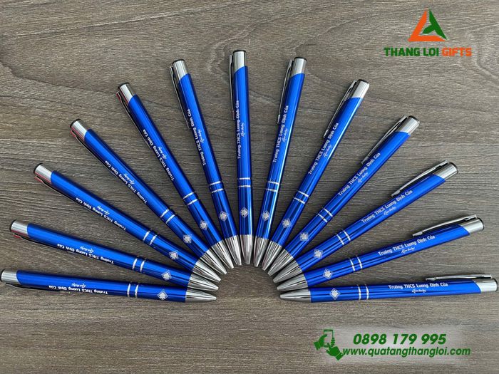 Bút Bi Kim Loại Bấm Màu Xanh - Khắc Logo Trường THCS Lương Định Của