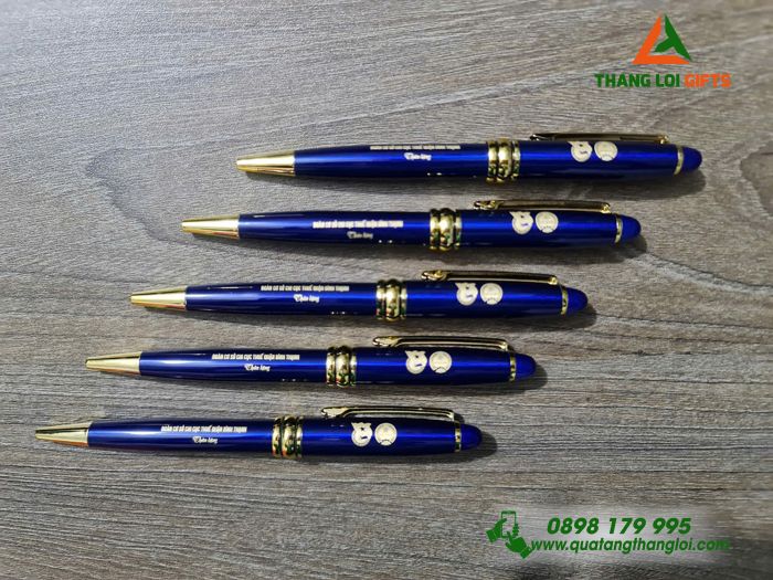 Bút Ký Kim Loại Xoay Màu Xanh Khoen Vàng - Khắc Tên Đoàn Cơ Sở Chi Cục Thuế