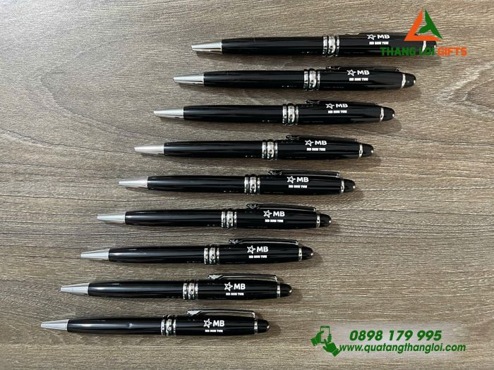 Bút Ký Kim Loại Xoay Màu Đen Khoen Bạc - Khắc Logo Ngân Hàng MB Kon Tum