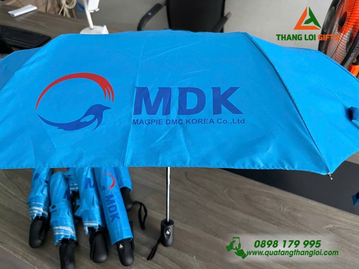 Ô Dù Cầm Tay Gập 3 Màu Xanh Dương - In Logo Doanh Nghiệp DMK