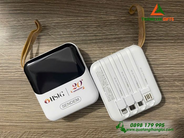 Pin Sạc Dự Phòng SENDEM 10.000mAh Màu Trắng - In Logo Doanh Nghiệp HSVG Làm Quà Tặng Nhân Viên