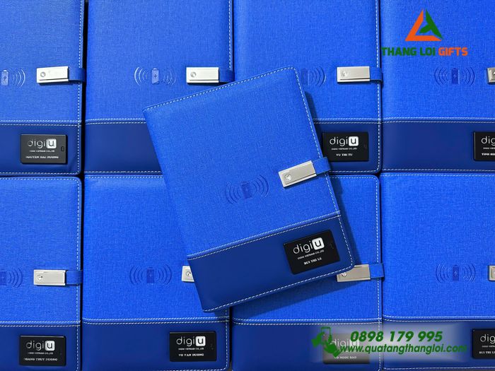 Sổ Tay Đa Năng 10.000mAh Màu Xanh - Khắc Tên, Logo Doanh Nghiệp DIGIU