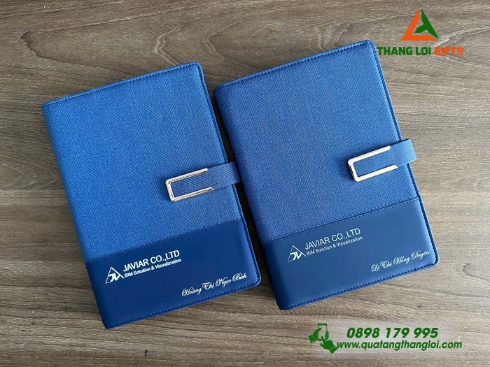 Sổ Tay Bìa Còng Màu Xanh - In Logo Doanh Nghiệp JAVIAR CO.,LTD Làm Quà Tặng Nhân Viên