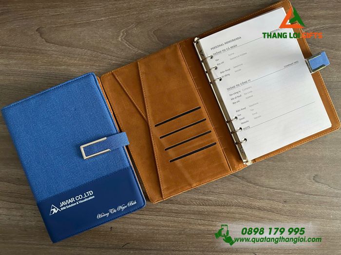 Sổ Tay Bìa Còng Màu Xanh - In Logo Doanh Nghiệp JAVIAR CO.,LTD Làm Quà Tặng Nhân Viên
