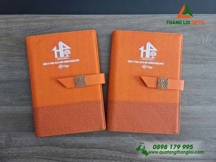 Sổ Tay Bìa Còng Màu Cam - In Logo Doanh Nghiệp Hoàng Phát