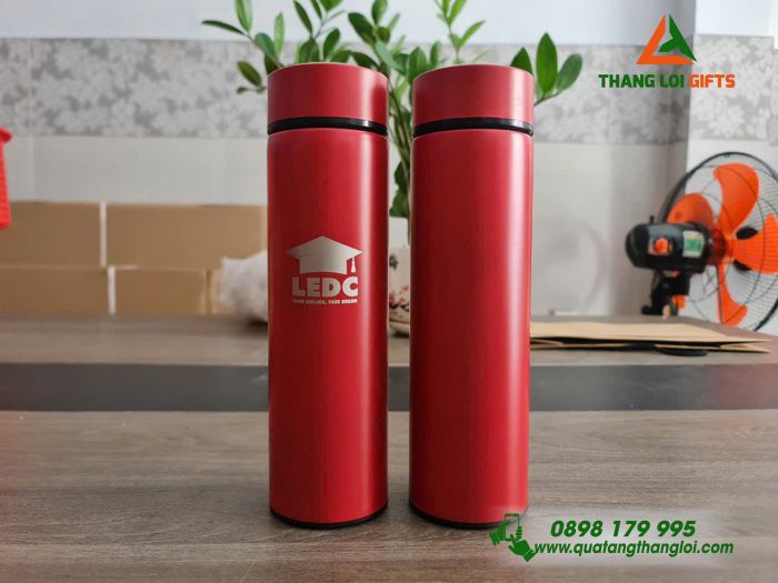 Bình Giữ Nhiệt 500ml Màu Đỏ - Khắc Logo LEDC Làm Quà Tặng Tốt Nghiệp
