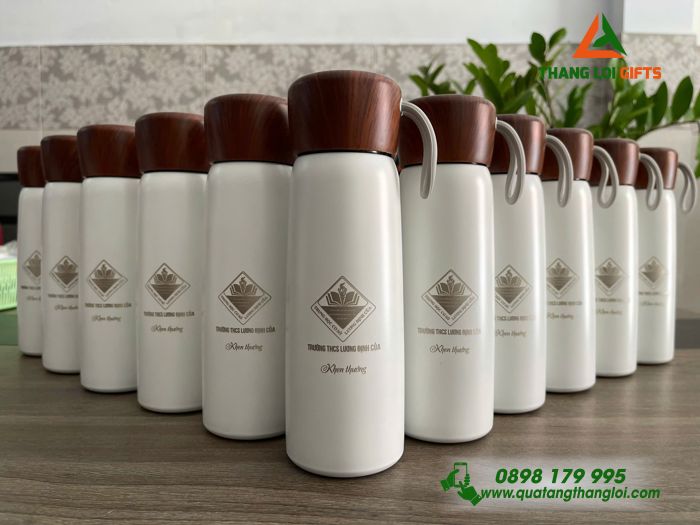 Bình Giữ Nhiệt Màu Trắng Nắp Vân Gỗ - Khắc Logo THCS Lương Định Của