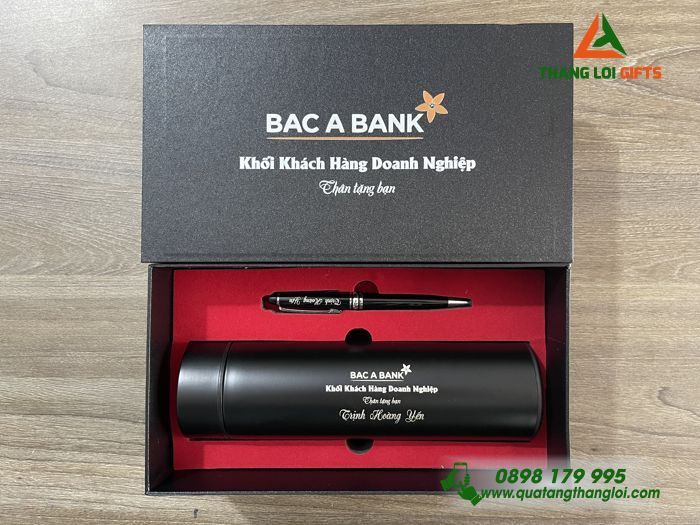 Set Quà Tặng (Bình Giữ Nhiệt & Bút Ký) Màu Đen - In Khắc Logo Ngân Hàng BAC A BANK
