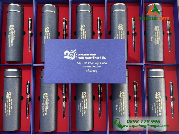 Combo Quà Tặng (Bình Giữ Nhiệt & Bút Ký) Màu Xanh - In Khắc Logo 25 Năm Ngày Ra Trường