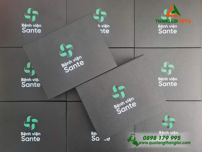Combo Quà Tặng (Pin Sạc Dự Phòng Hoco & Bút Ký) - In Khắc Logo Bệnh Viện Sante
