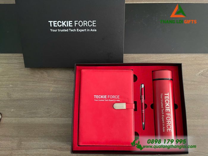 Combo Quà Tặng (Sổ+ Bình+ Bút) Màu Đỏ - In Khắc Tên Doanh Nghiệp TECKEI FORCE