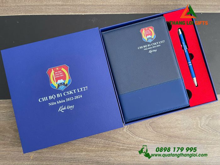 Set Quà Tặng (Sổ Tay Dán Gáy & Bút Bi) Màu Xanh - In Khắc Logo Đại Học Cảnh Sát Nhân Dân
