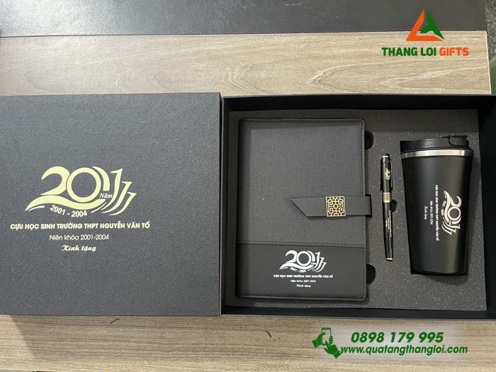 Combo Quà Tặng (Sổ+ Ly+ Bút) Màu Đen - In Khắc Logo Tên Trường THPT Nguyễn Văn Tố