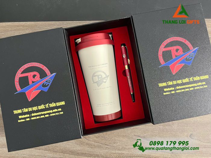Combo Quà Tặng (Ly Giữ Nhiệt & Bút Ký) Màu Đỏ - In Khắc Logo Trung Tâm Du Học Quốc Tế Trần Quang