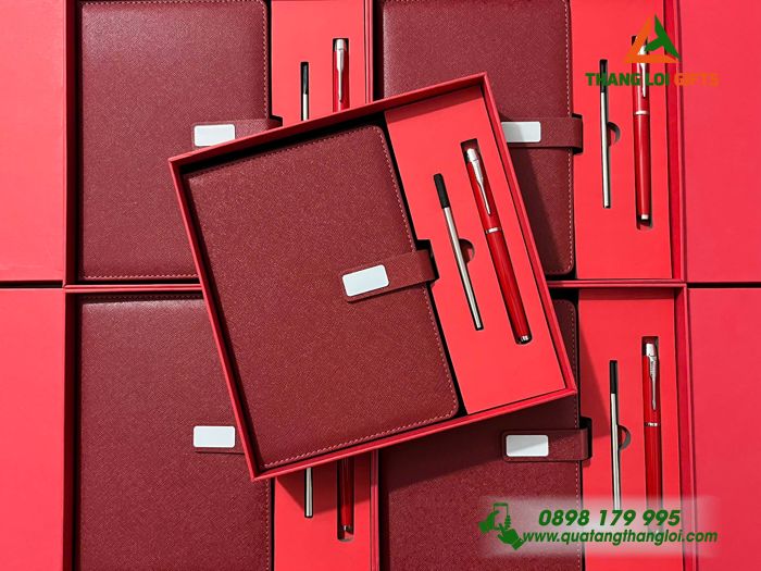 Bộ Quà Tặng (Sổ Tay Dán Gáy & Bút Ký) - In Khắc Tên Logo Doanh Nghiệp
