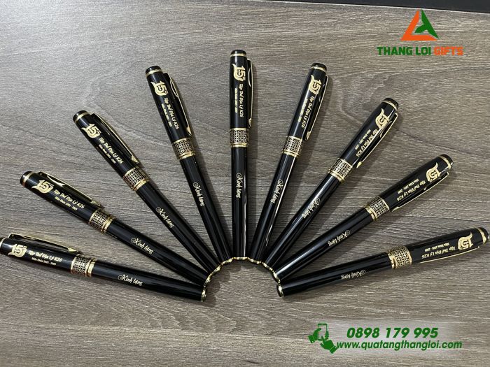 Bút Ký Kim Loại Khoen Tổ Ong - Khắc Logo Kỷ Niệm 20 Năm Trường THPT Nguyễn Văn Tố