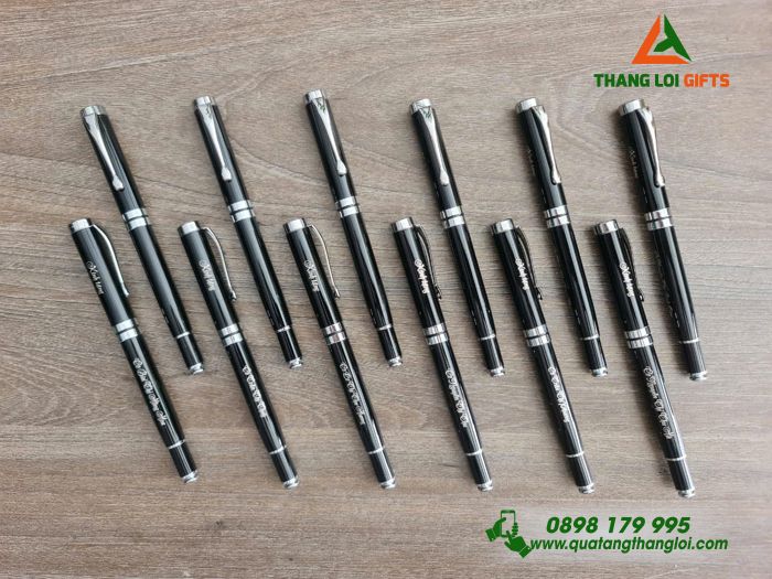 Bút Ký Kim Loại Màu Đen Khoen Bạc - In Khắc Tên Làm Quà Tặng Tri Ân Thầy Cô Giáo