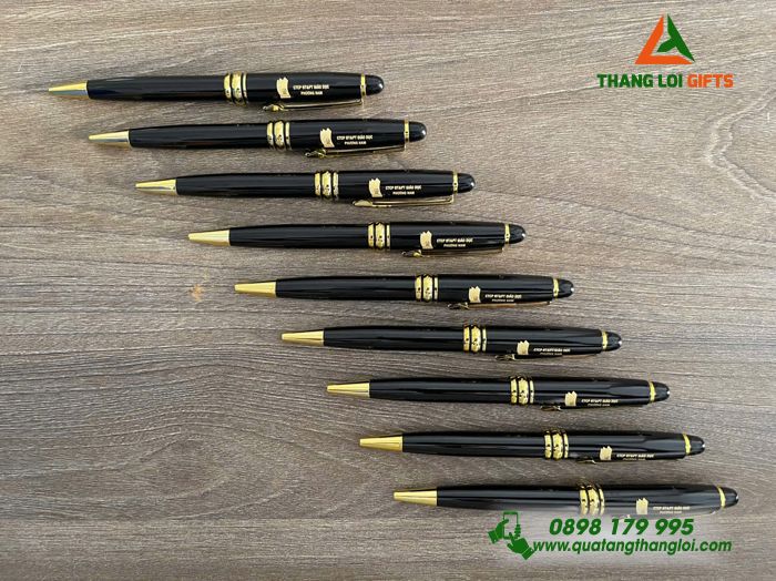 Bút Ký Kim Loại Xoay Màu Đen Khoen Vàng - Khắc Logo Báo Tuổi Trẻ