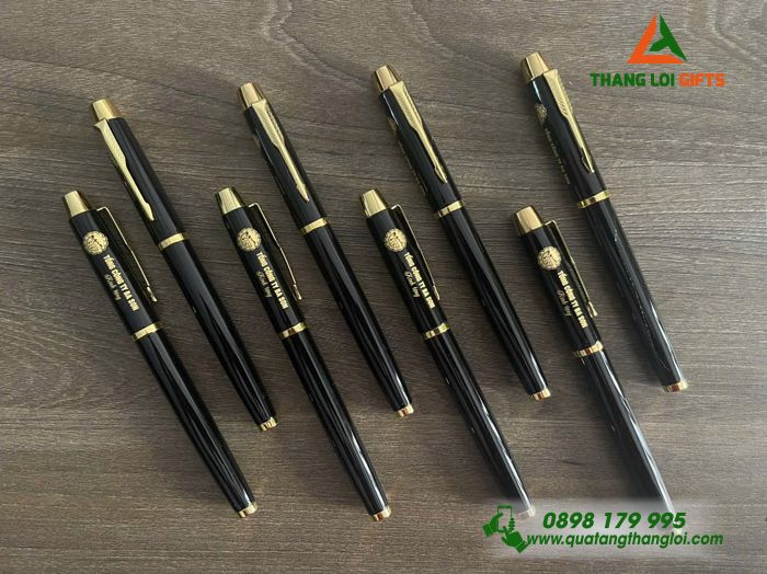 Bút Ký Kim Loại Parker Màu Đen Khoen Vàng - Khắc Tên Tổng Công Ty Ba Son