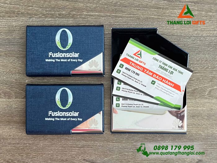 Hộp Đựng Namecard Màu Xanh - In Khắc Logo HUAWEI FUSIONSOLAR