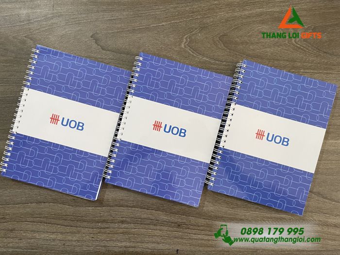 Sổ Tay Lò Xo Màu Xanh - In Logo Nội Dung Quảng Cáo Doanh Nghiệp UOB