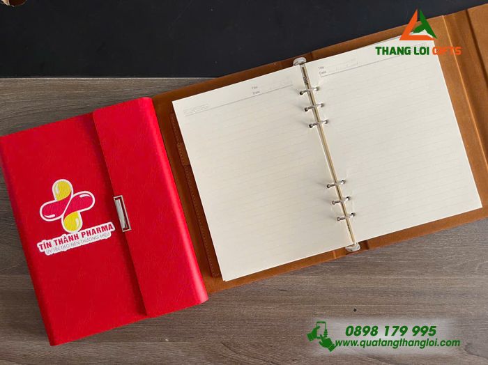 Sổ Tay Bìa Còng Gập 3 Màu Đỏ - In Logo Tín Thành Pharma