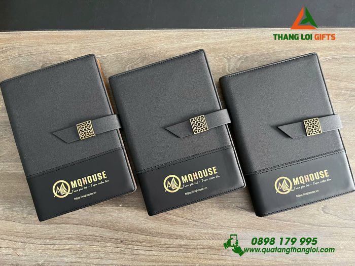 Sổ Tay Bìa Còng Màu Đen - In Logo Doanh Nghiệp MQHOUSE