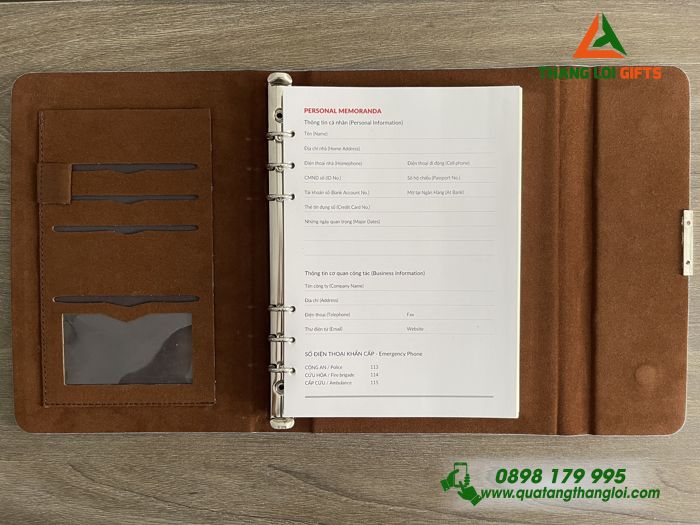 Sổ Tay Bìa Còng Gập 3 Màu Xanh - In Ấn Nội Dung Trường Đại Học Công Nghiệp TP.HCM