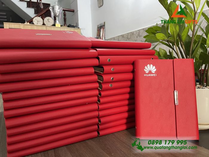 Sổ Tay Bìa Còng Gập 3 Màu Đỏ - In Ấn Logo Doanh Nghiệp HUAWEI