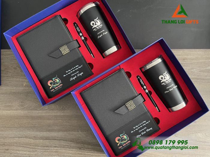 Set Quà Tặng (Sổ+ Ly+ Bút) Màu Đen - In Khắc Logo 25 Năm Trường Ngô Quyền