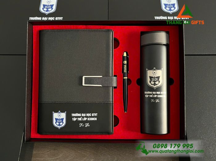 Bộ Quà Tặng (Sổ+ Bình+ Bút) Màu Đen - In Khắc Logo Trường Đại Học Giao Thông Vận Tải