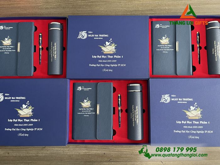 Combo Quà Tặng (Sổ+ Bình+ Bút) Màu Xanh - In Khắc Logo Kỷ Niệm 15 Năm Ngày Ra Trường