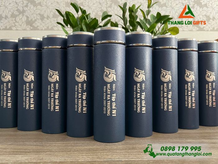 Bình Giữ Nhiệt Sơn Nhám Màu Xanh - Khắc Logo Kỷ Niệm 15 Năm Ngày Ra Trường