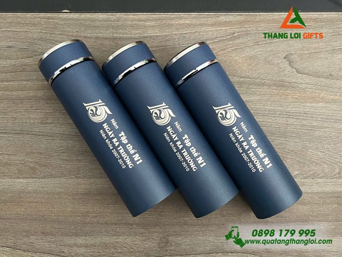 Bình Giữ Nhiệt Sơn Nhám Màu Xanh - Khắc Logo Kỷ Niệm 15 Năm Ngày Ra Trường