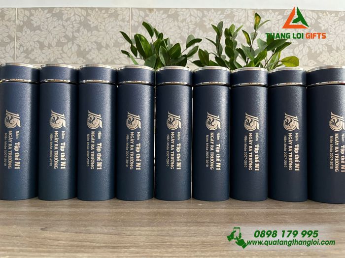 Bình Giữ Nhiệt Sơn Nhám Màu Xanh - Khắc Logo Kỷ Niệm 15 Năm Ngày Ra Trường