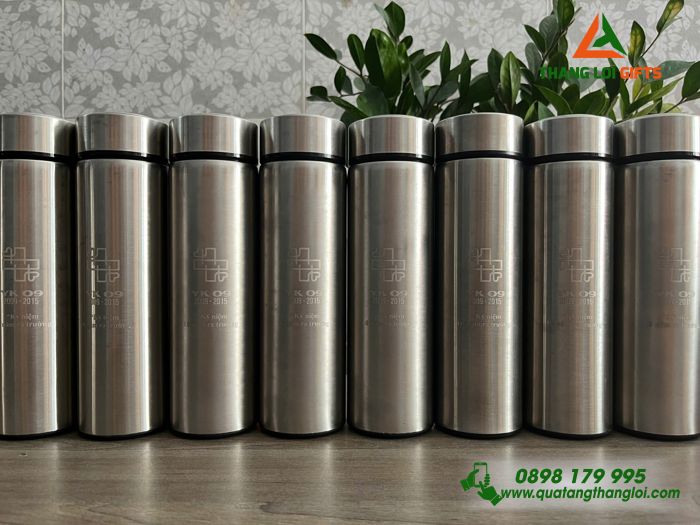 Bình Giữ Nhiệt Inox 500ml - Khắc Logo Kỷ Niệm 10 Năm Ra Trường