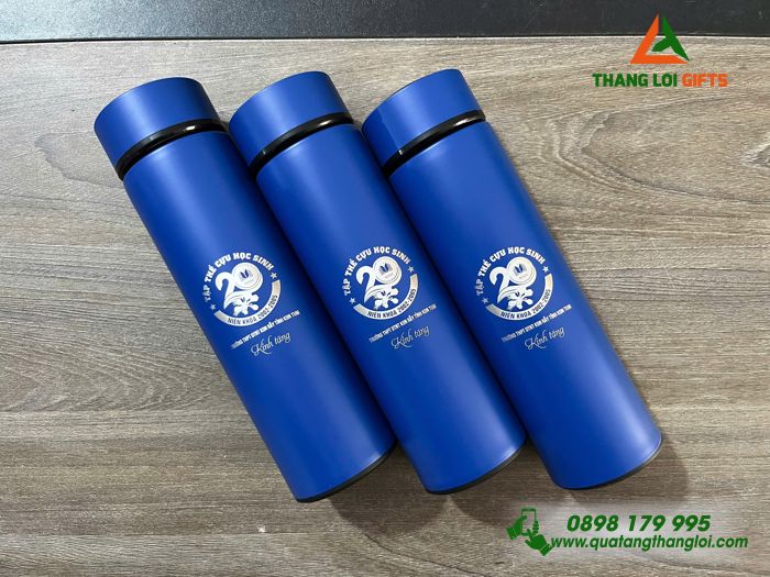 Bình Giữ Nhiệt Màu Xanh - Khắc Logo Kỷ Niệm 20 Năm Trường THPT DTNT Kon Rẫy