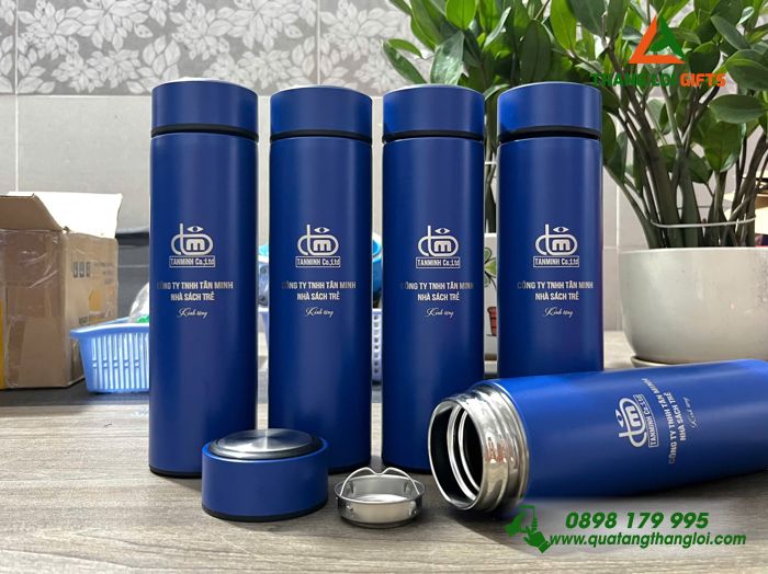 Bình Giữ Nhiệt Màu Xanh - Khắc Logo Doanh Nghệp Tân Minh
