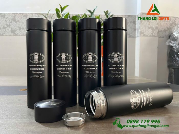 Bình Giữ Nhiệt Inox Màu Đen - Khắc Logo Trường Đại Học KHXH&NV TP.HCM